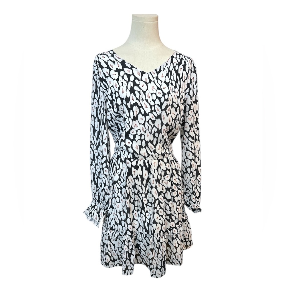 Elegant Black and White Patterned Dress Womens size Large (G35)